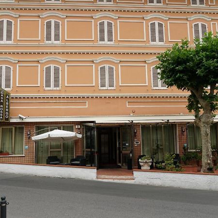 Hotel Casa Rossa Монтекатини Терме Екстериор снимка