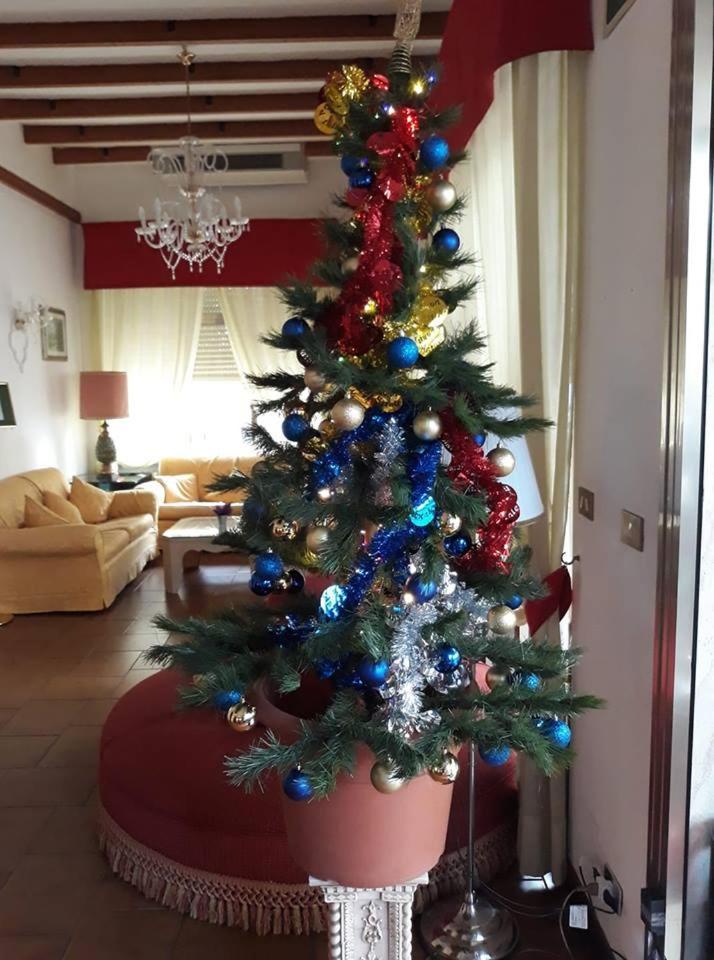 Hotel Casa Rossa Монтекатини Терме Екстериор снимка