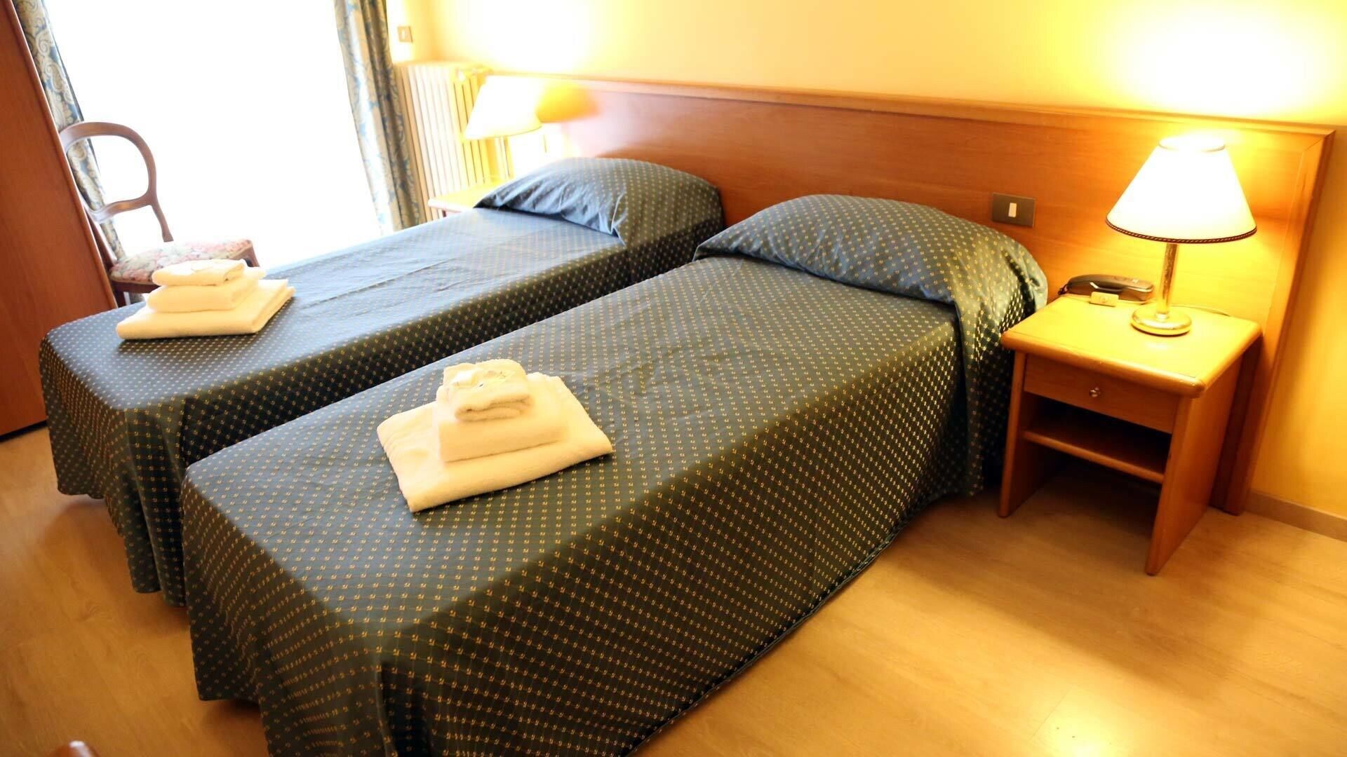Hotel Casa Rossa Монтекатини Терме Екстериор снимка